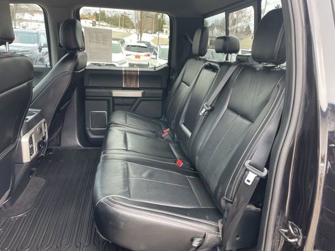 Used 2020 Ford F150 Lariat image 14