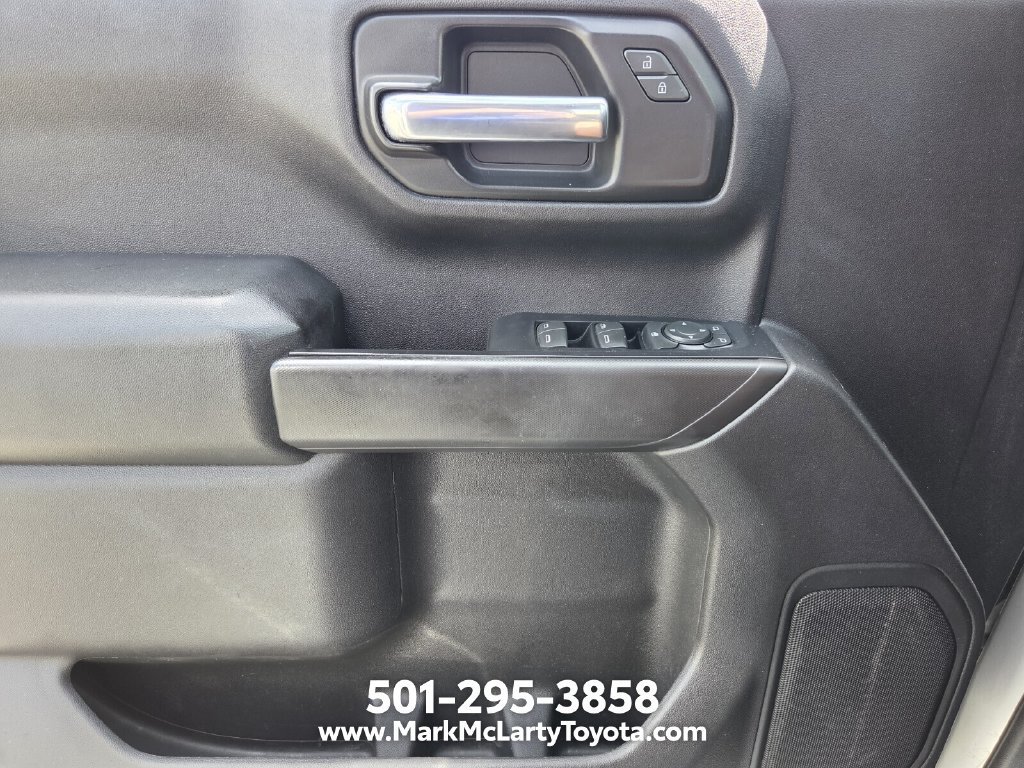 Used 2020 Chevrolet Silverado 1500 Custom w/ Custom Value Package RWD image 24