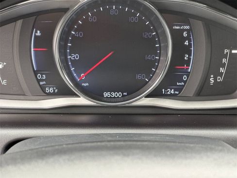 Used 2016 Volvo XC60 T5 Premier w/ Proximity Package image 26