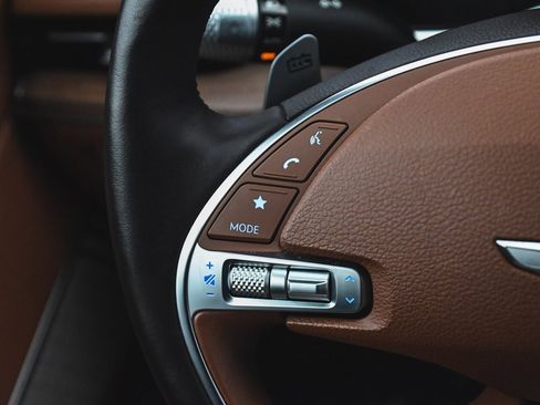 Used 2024 Genesis G80 image 26