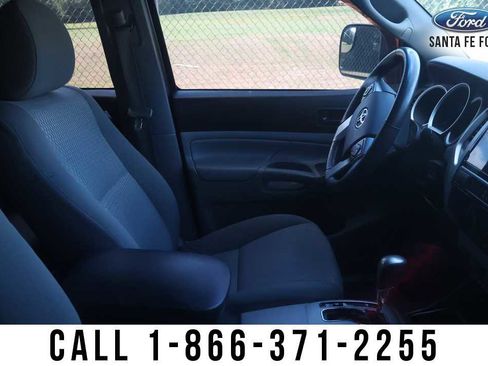 Used 2014 Toyota Tacoma PreRunner w/ SR5 Package RWD image 13