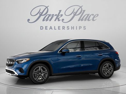 Certified 2026 Mercedes-Benz GLC 300 image 3