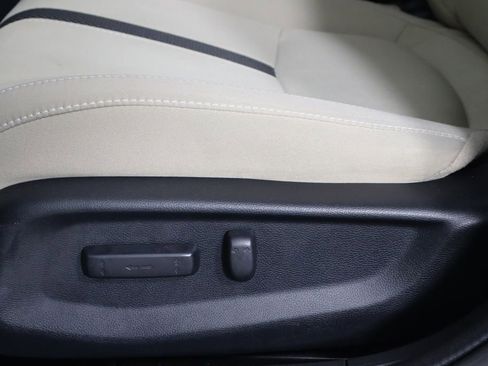 Used 2019 Honda Civic EX image 21