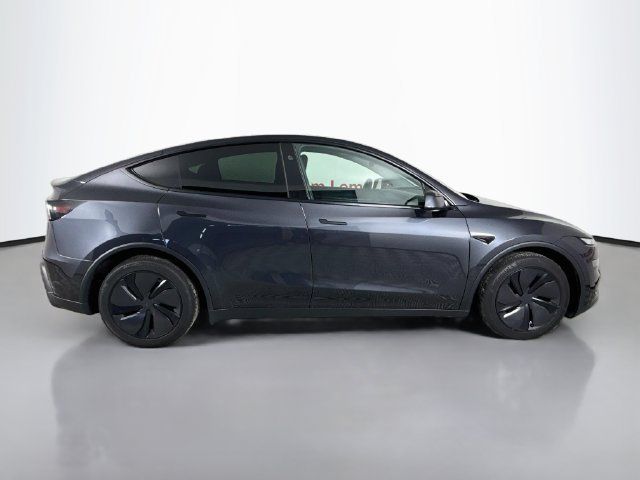 Used 2026 Tesla Model Y AWD image 8