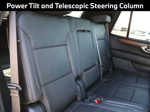 Used 2026 GMC Yukon Denali w/ LPO, Illumination Package image 15