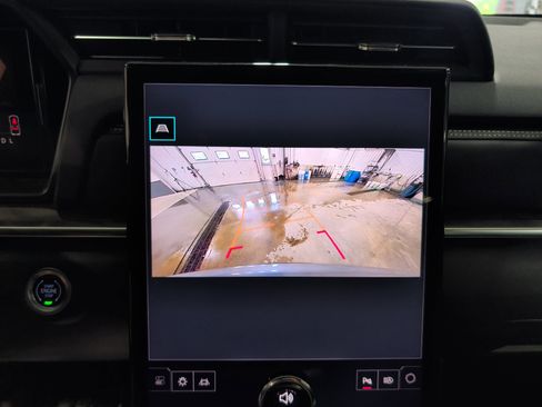 Used 2025 GMC Terrain Elevation AWD/4WD image 13