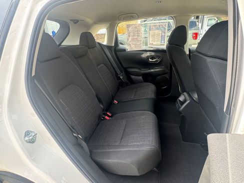 Used 2023 Honda HR-V LX image 19