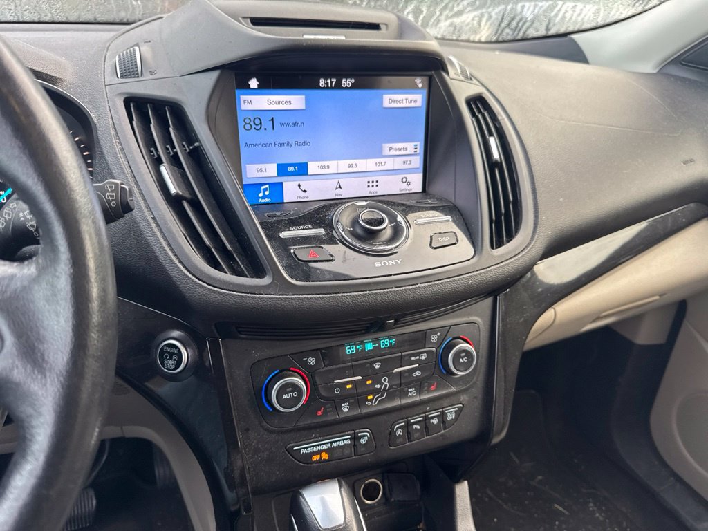 Used 2018 Ford Escape Titanium FWD image 9