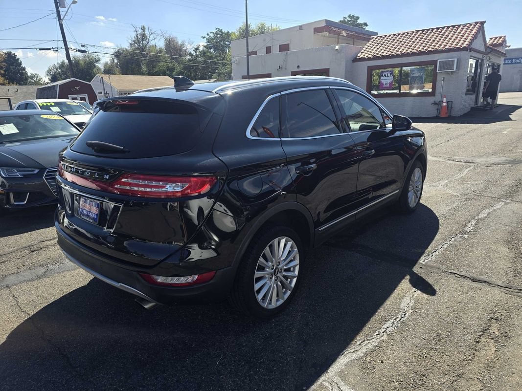 Used 2019 Lincoln MKC Premiere FWD image 12