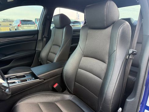 Used 2019 Honda Accord Sport image 10