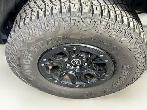Used 2023 Ford Bronco Wildtrak AWD/4WD image 30