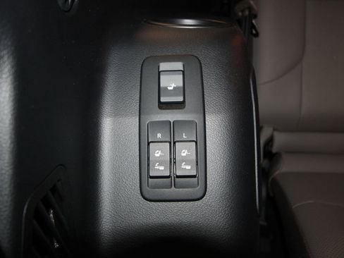 Used 2023 Lexus GX 460 Premium AWD/4WD image 32