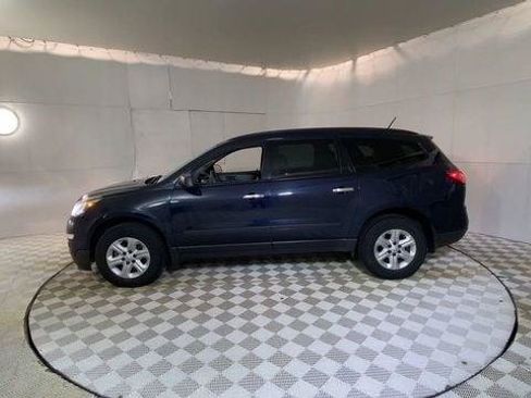 Used 2016 Chevrolet Traverse LS FWD image 9