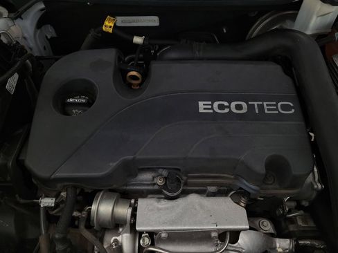 Used 2018 GMC Terrain SLE image 30