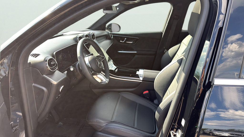 Certified 2026 Mercedes-Benz GLC 300 4MATIC image 19