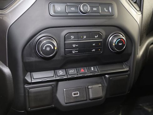 Used 2019 Chevrolet Silverado 1500 Custom Trail Boss w/ Custom Convenience Package AWD/4WD image 24