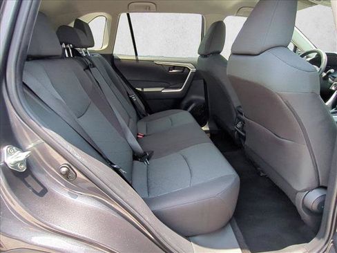 Used 2024 Toyota RAV4 XLE FWD image 19