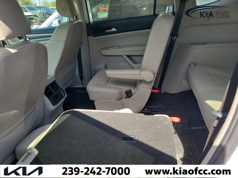 Used 2021 Volkswagen Atlas SE w/ Panoramic Sunroof Package image 8