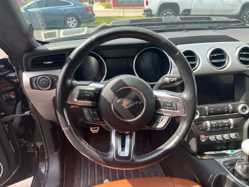 Used 2019 Ford Mustang GT Premium w/ Black Accent Package RWD image 11