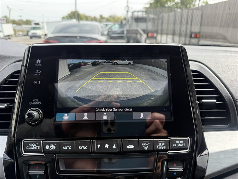 Used 2020 Honda Odyssey Touring image 6