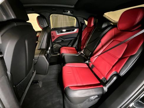 New 2026 Porsche Cayenne S image 20