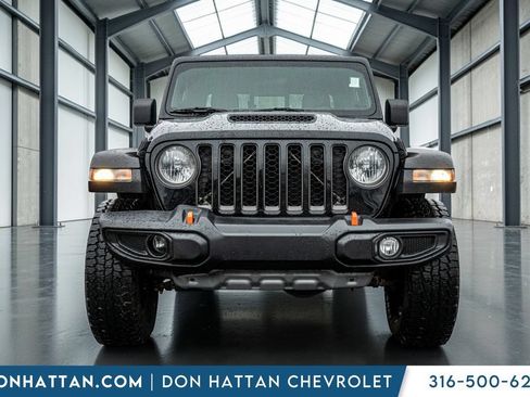 Used 2021 Jeep Gladiator Mojave w/ Cold Weather Group AWD/4WD image 44