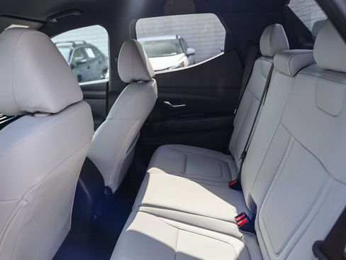 Certified 2026 Hyundai Santa Cruz SEL FWD image 16