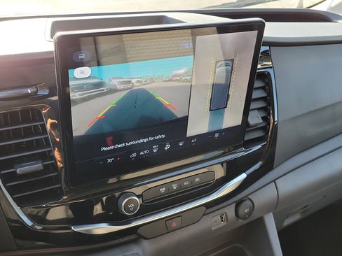 Used 2023 Ford Transit 350 XLT image 10