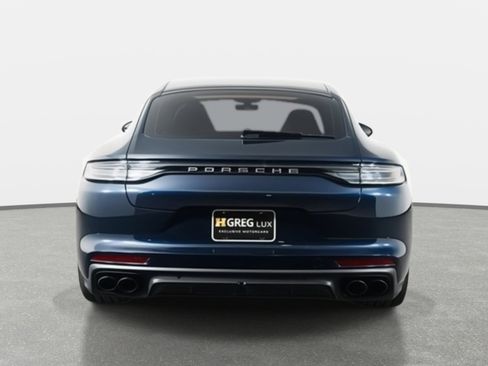 Used 2023 Porsche Panamera 4 Platinum Edition w/ Assistance Package image 12