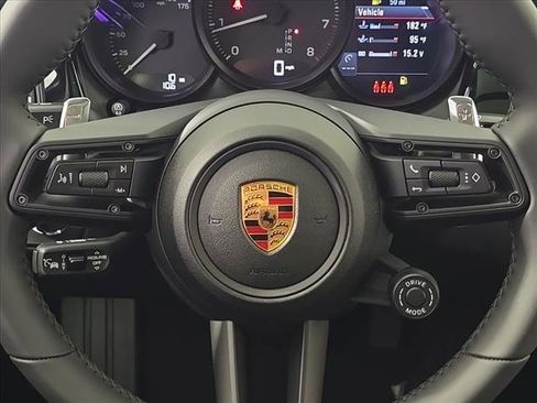 Certified 2025 Porsche Macan Turbo image 26