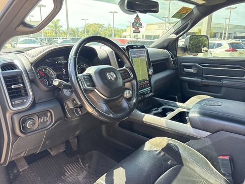 Used 2020 RAM 2500 Laramie w/ Night Edition AWD/4WD image 6