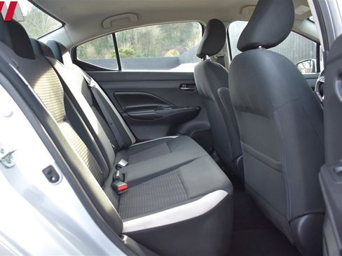 Used 2020 Nissan Versa SV image 21