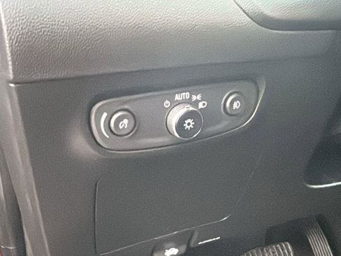 Certified 2023 Buick Encore GX Select w/ Safety Package II image 14