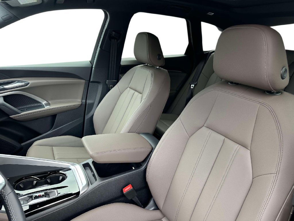 New 2026 Audi Q5 Premium AWD/4WD image 16