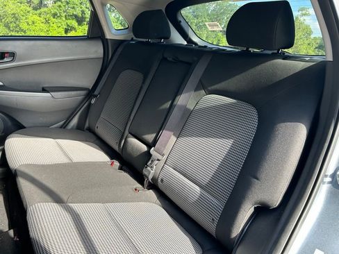 Used 2019 Hyundai Kona SEL w/ SEL Tech Package 02 FWD image 14