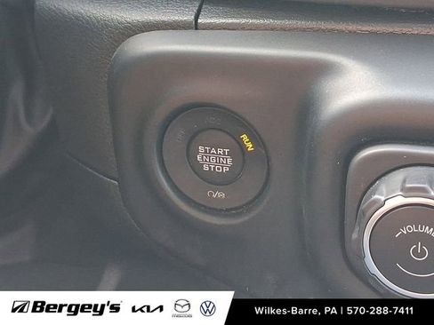 Used 2023 Jeep Wrangler Unlimited w/ Cold Weather Group AWD/4WD image 25