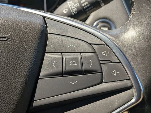 Used 2019 Cadillac XT5 Luxury w/ LPO, Radiant Package FWD image 26
