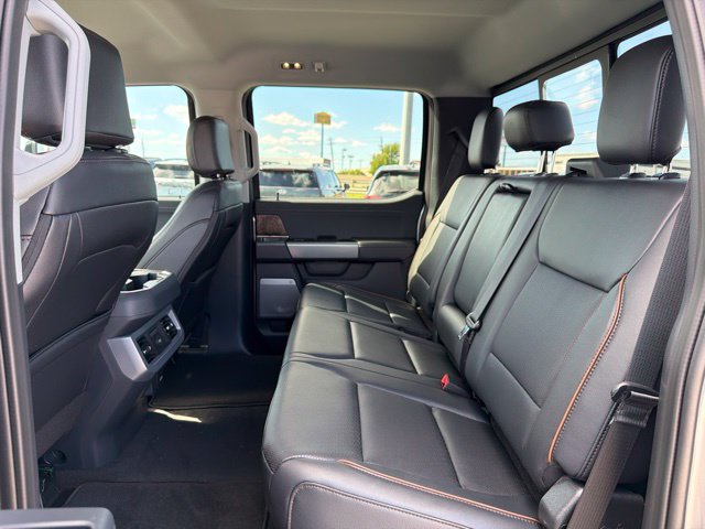 New 2027 Ford F350 Lariat w/ Lariat Premium Package AWD/4WD image 17