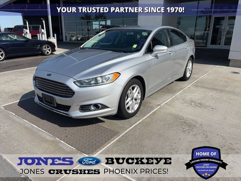 Used 2014 Ford Fusion SE w/ Equipment Group 202A FWD image 1