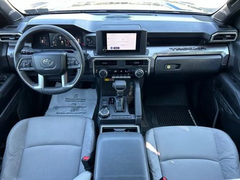 Certified 2024 Toyota Tacoma SR5 AWD/4WD image 58