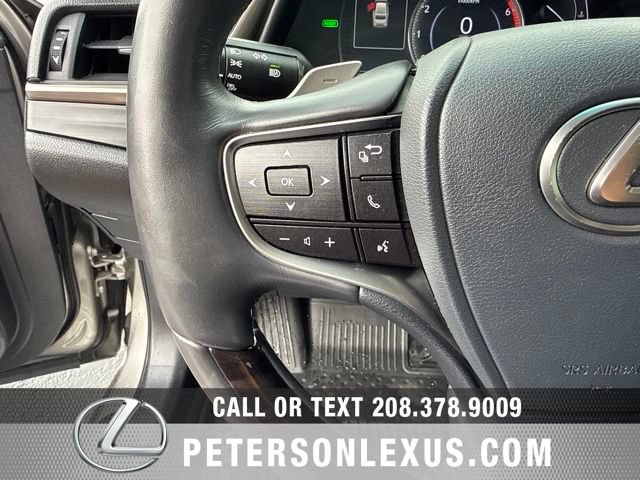 Used 2019 Lexus ES 300h w/ Premium Package FWD image 24