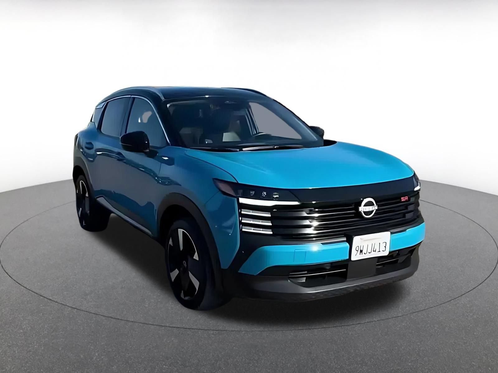 Used 2026 Nissan Kicks SR FWD image 4