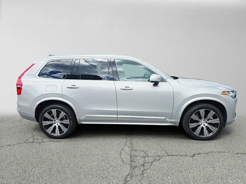 Certified 2025 Volvo XC90 T8 Plus w/ Protection Package Premier AWD/4WD image 2