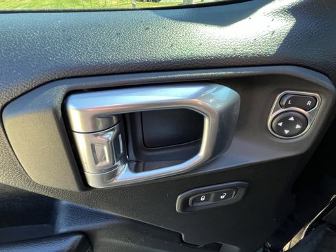 Used 2021 Jeep Wrangler Unlimited Rubicon image 16