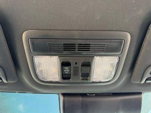 Used 2019 Honda Civic EX image 17