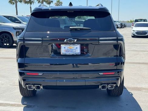 New 2026 Chevrolet Traverse RS w/ LPO, Floor Liner Package AWD/4WD image 4