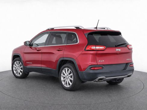 Used 2015 Jeep Cherokee Limited w/ Luxury Group AWD/4WD image 3