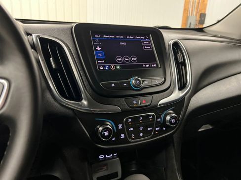 Used 2023 Chevrolet Equinox LT image 22