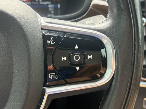 Used 2018 Volvo S90 T5 Momentum w/ Convenience Package FWD image 28