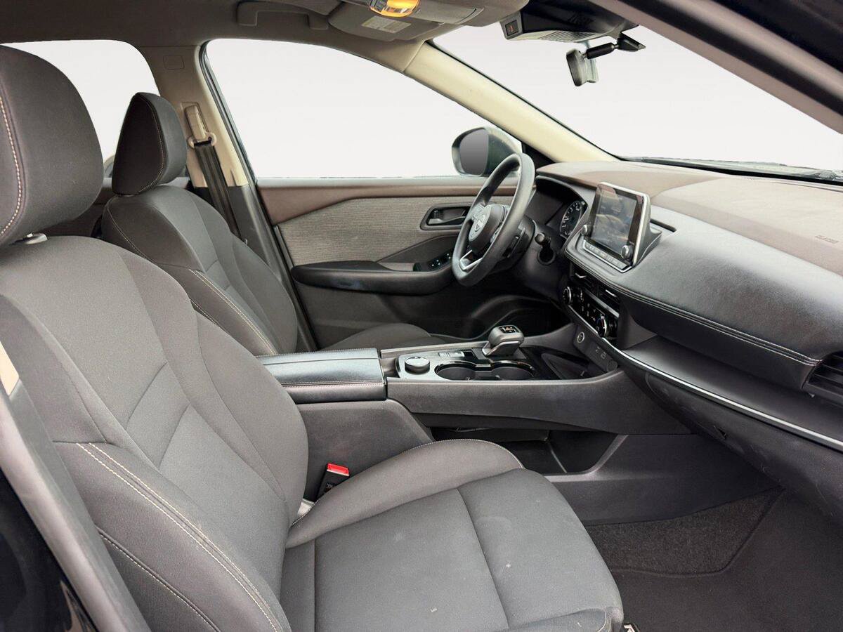 Used 2023 Nissan Rogue S AWD/4WD image 15